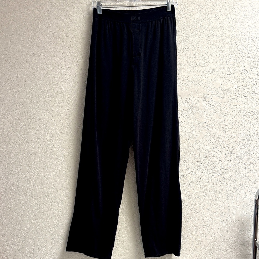 SKIMS- Black Boyfriend loose lounge sleepwear Woman’s oversized XS